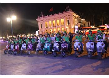 vespa tour hanoi - Hanoi after dark 4 hours 